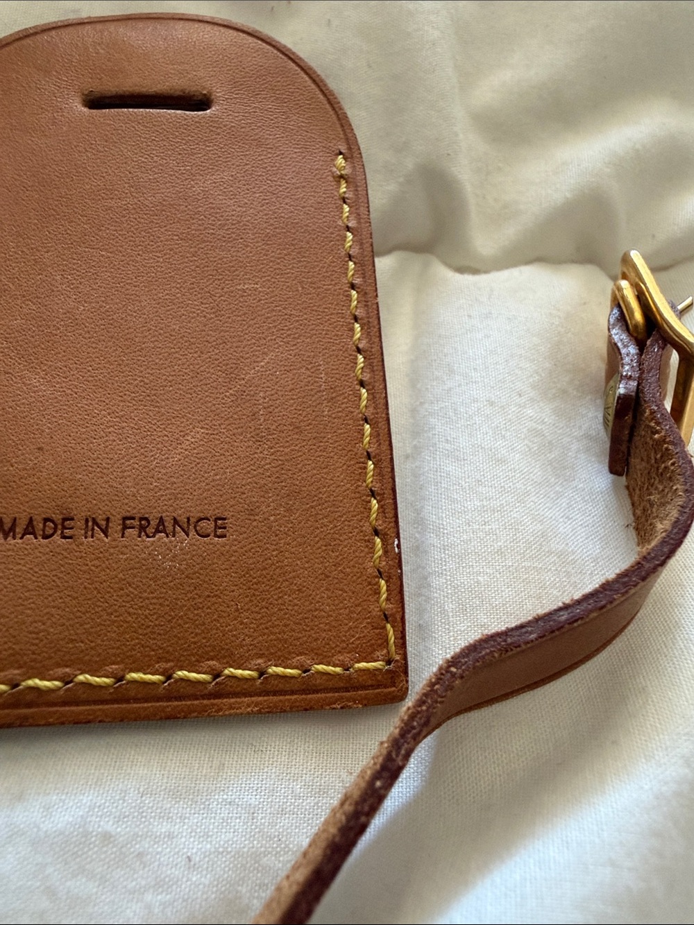 Louis Vuitton Brown Leather Luggage Tag with Gold Buckle - Picture 5 of 6